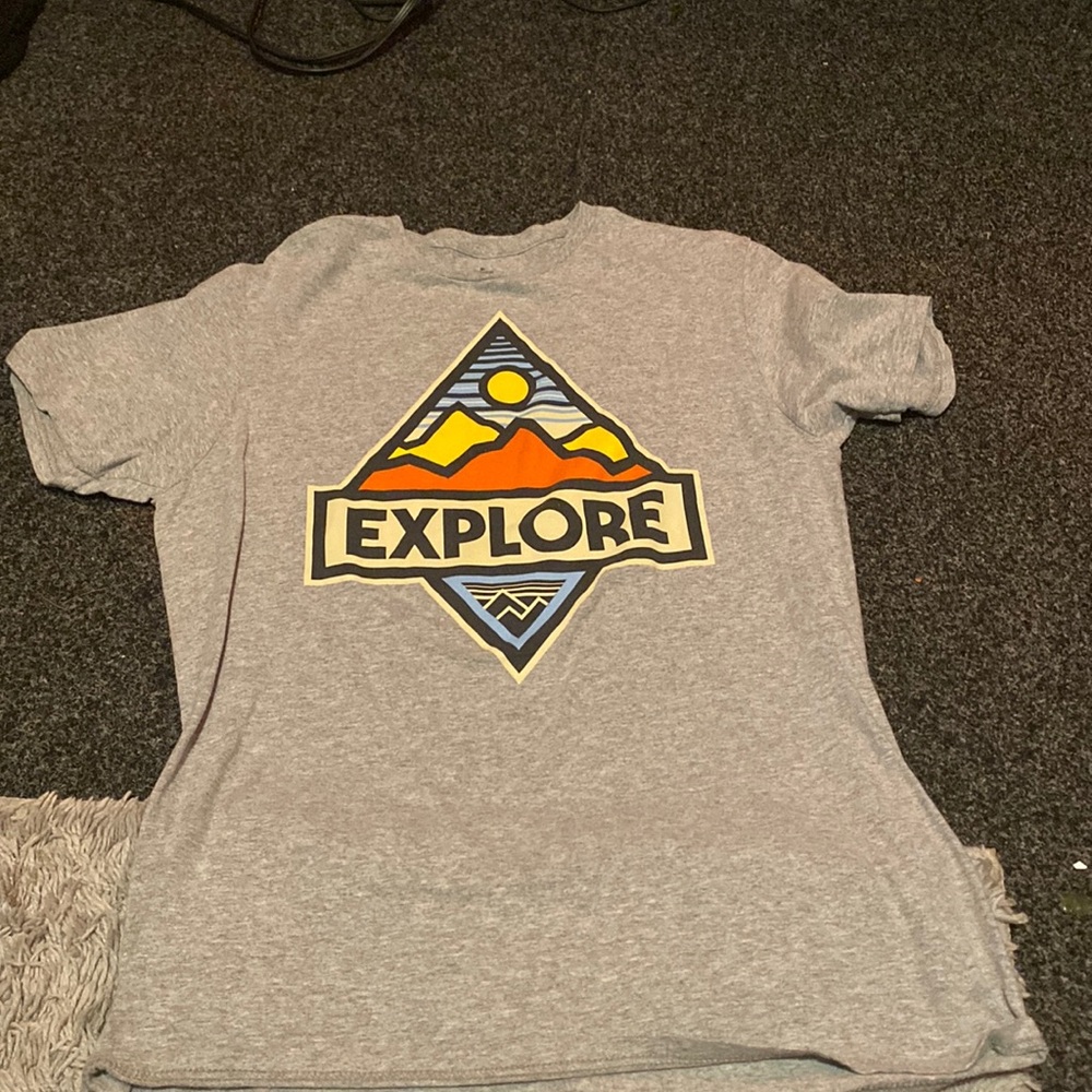t shirt